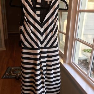 Black and white cocktail dress with pockets